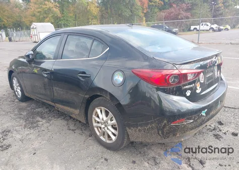 2015 Mazda Mazda3 I Touring z USA, uszkodzony, nr VIN 3MZBM1V77FM229366